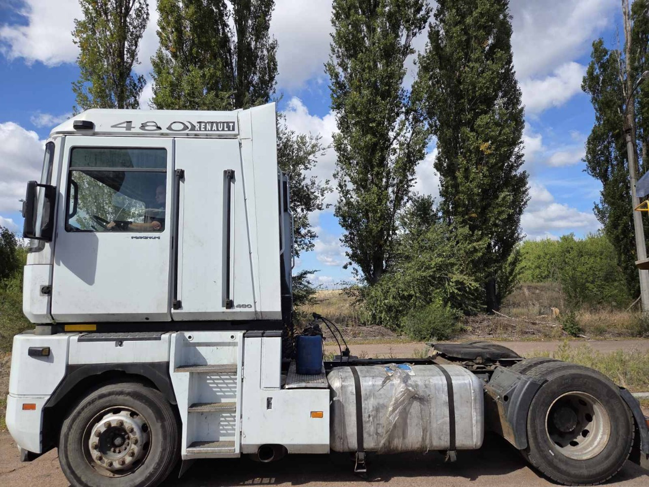 RENAULT Magnum 480 - Tahač: obrázek 3 RENAULT Magnum 480 - Tahač: obrázek 3