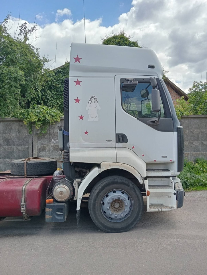 RENAULT Premium 385 - Tahač: obrázek 2 RENAULT Premium 385 - Tahač: obrázek 2
