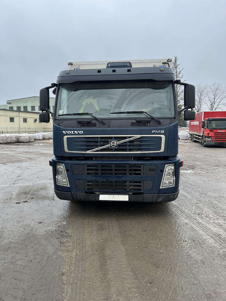VOLVO FM9.260 - Skříňový nákladní auto: obrázek 3 VOLVO FM9.260 - Skříňový nákladní auto: obrázek 3