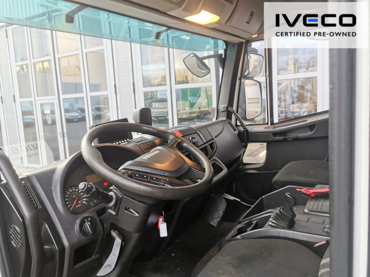 Chladírenský nákladní automobil IVECO Kühlkoffer: obrázek 13