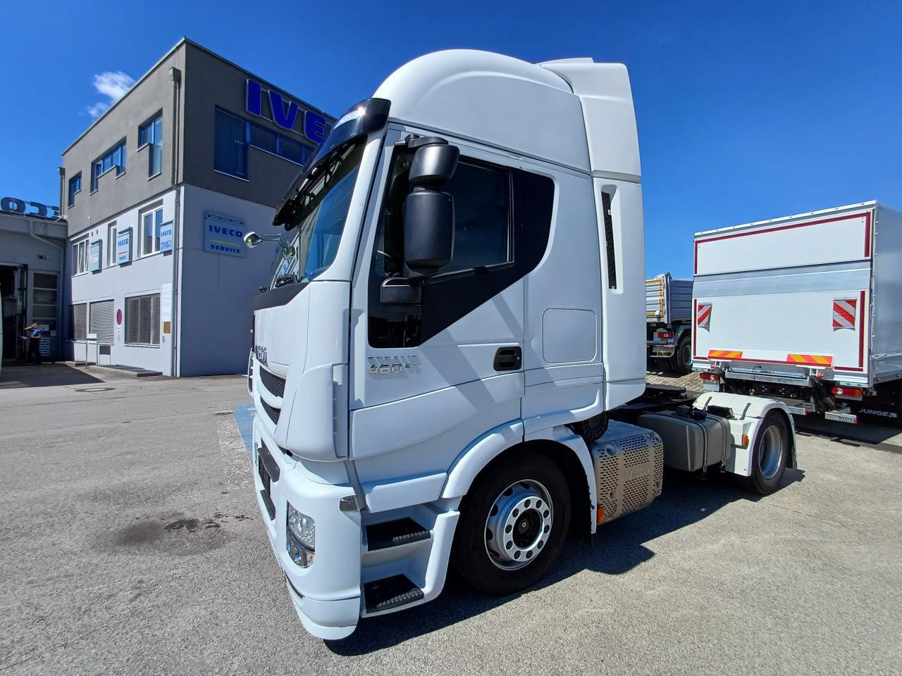 IVECO Stralis AS440S46T/FPLT mit Kipphydraulik Euro6 ZV - Tahač: obrázek 5 IVECO Stralis AS440S46T/FPLT mit Kipphydraulik Euro6 ZV - Tahač: obrázek 5