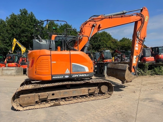 Doosan DX 140 LCR-5 - Pásové rýpadlo: obrázek 1 Doosan DX 140 LCR-5 - Pásové rýpadlo: obrázek 1