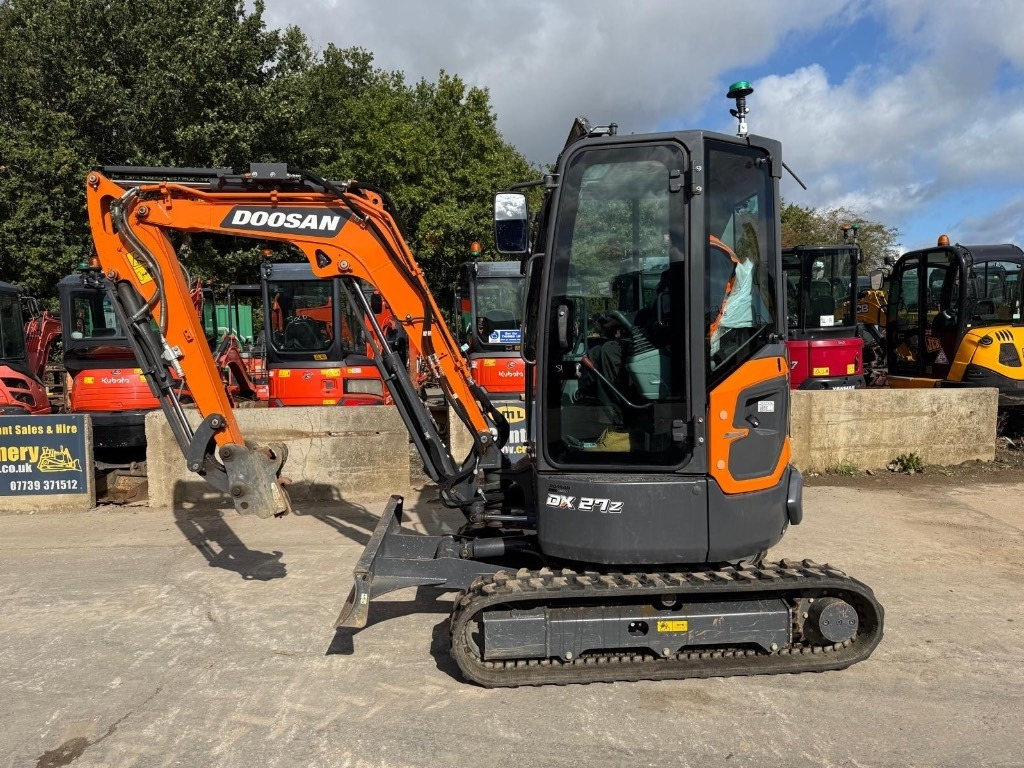 Doosan DX27Z-7 - Mini rýpadlo: obrázek 5 Doosan DX27Z-7 - Mini rýpadlo: obrázek 5