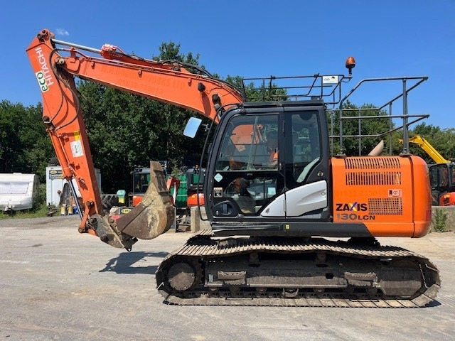 Pásové rýpadlo Hitachi ZX 130 LC N-5: obrázek 9