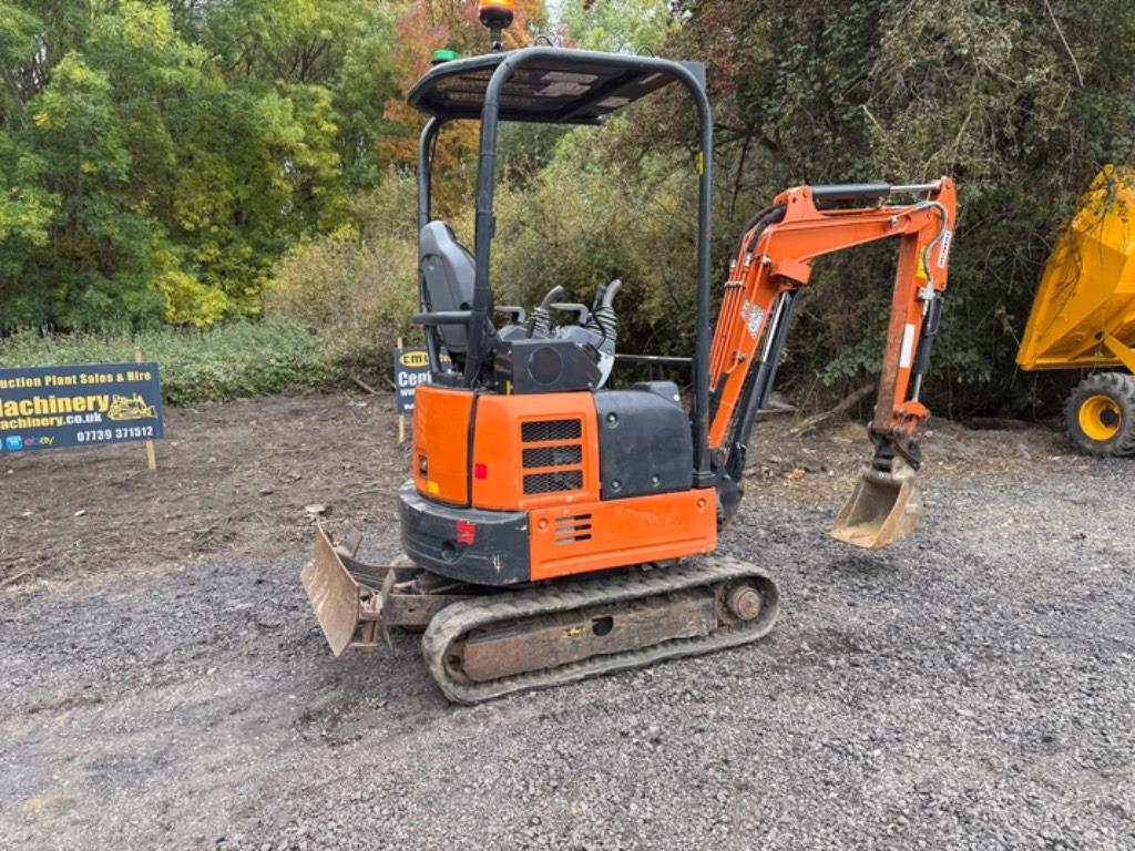 Hitachi ZX 19 U-6  - Mini rýpadlo: obrázek 3 Hitachi ZX 19 U-6  - Mini rýpadlo: obrázek 3