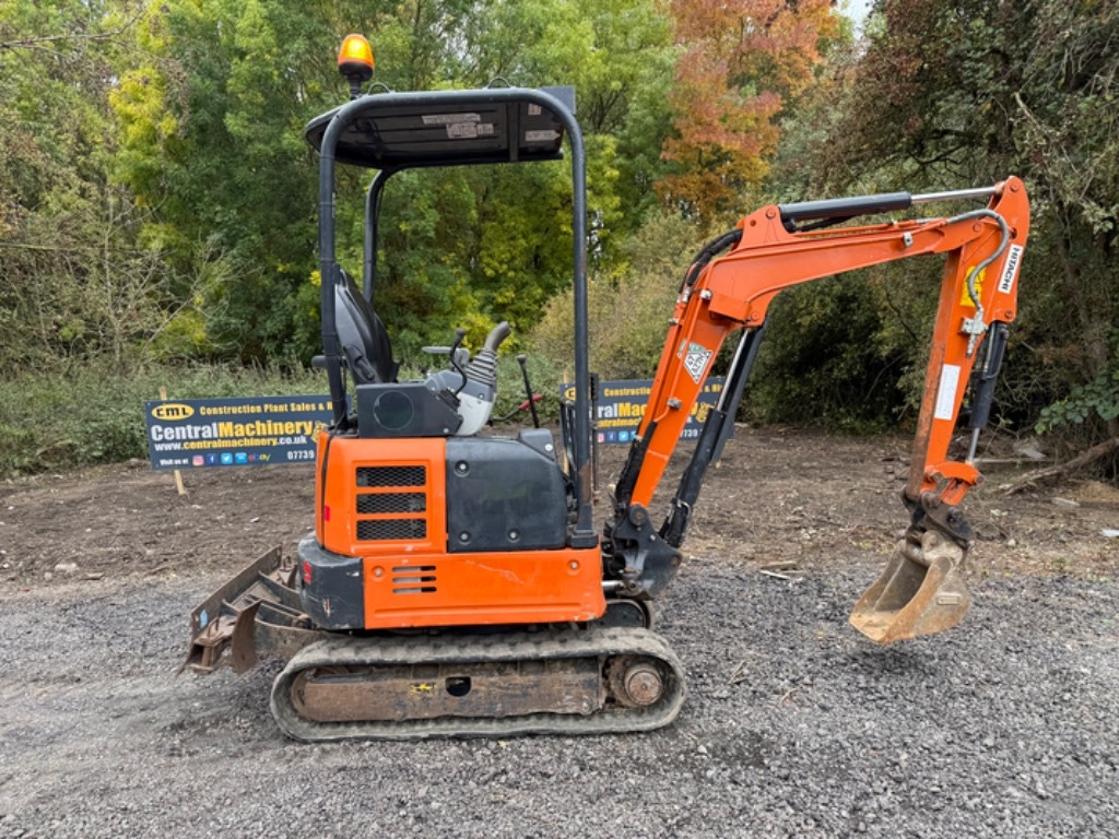 Hitachi ZX 19 U-6  - Mini rýpadlo: obrázek 1 Hitachi ZX 19 U-6  - Mini rýpadlo: obrázek 1