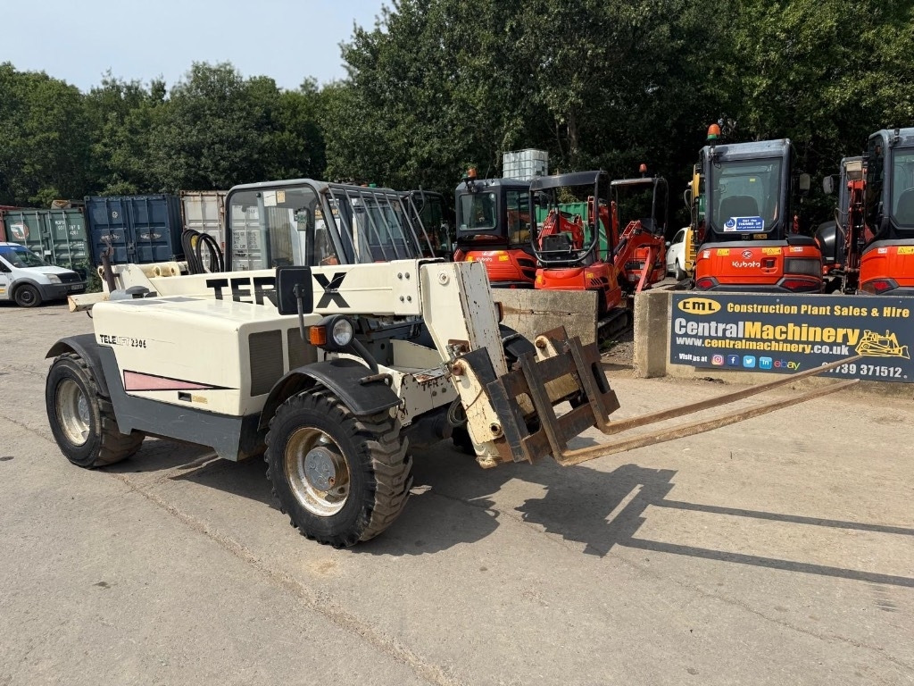 Terex 2306 - Teleskopický manipulátor: obrázek 3 Terex 2306 - Teleskopický manipulátor: obrázek 3