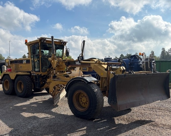 CATERPILLAR 140 H CE original German machine ready for work! - Grejdr: obrázek 2 CATERPILLAR 140 H CE original German machine ready for work! - Grejdr: obrázek 2