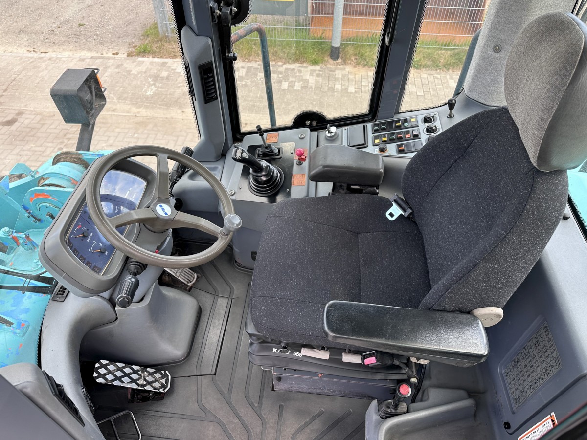 FIAT-HITACHI W 170 Cummins 6 Cyl. Turbo Deutsche Maschine ! - Kolový nakladač: obrázek 5 FIAT-HITACHI W 170 Cummins 6 Cyl. Turbo Deutsche Maschine ! - Kolový nakladač: obrázek 5