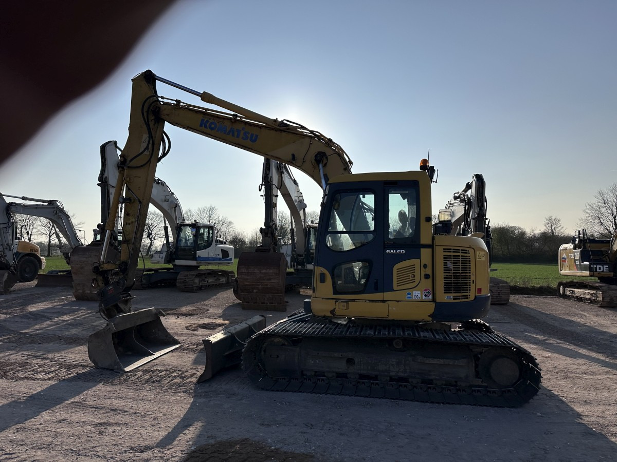 KOMATSU PC 138 US-8 Klima Zentralschmierung Top Zustand! - Pásové rýpadlo: obrázek 5 KOMATSU PC 138 US-8 Klima Zentralschmierung Top Zustand! - Pásové rýpadlo: obrázek 5