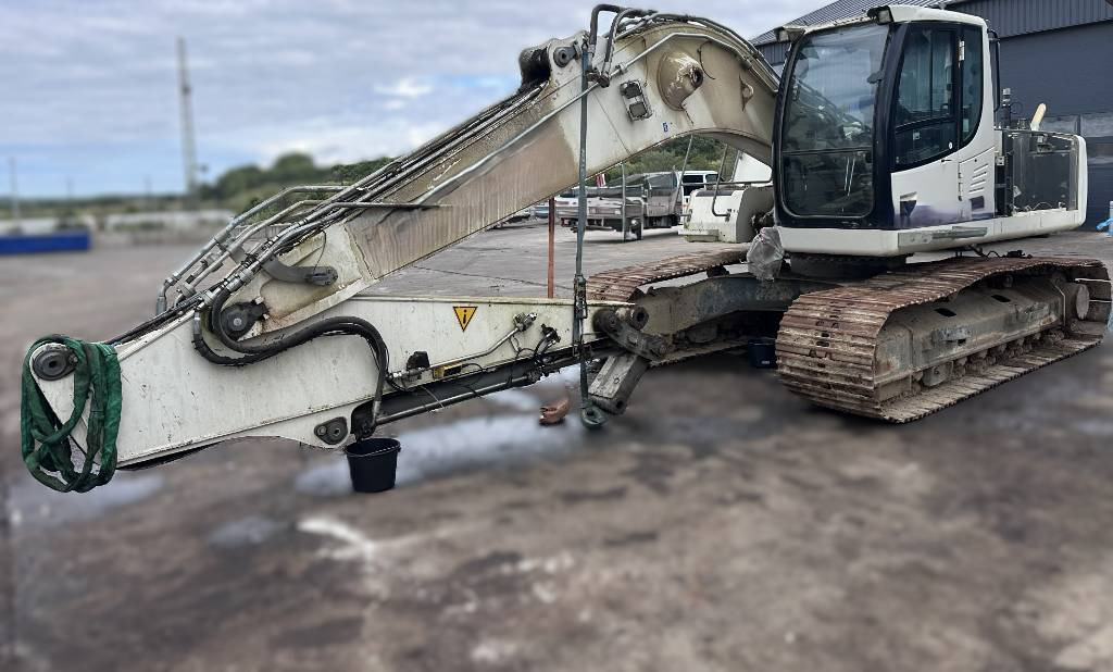 Liebherr 914 924 916 926 for parts breaking dismantling - Pásové rýpadlo: obrázek 1 Liebherr 914 924 916 926 for parts breaking dismantling - Pásové rýpadlo: obrázek 1