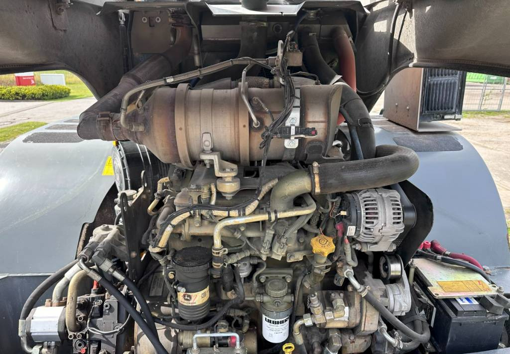 Liebherr L 514 Stereo +30 Kmh Klima 3er Kreis Greifschaufel leasing Liebherr L 514 Stereo +30 Kmh Klima 3er Kreis Greifschaufel: obrázek 34 Liebherr L 514 Stereo +30 Kmh Klima 3er Kreis Greifschaufel leasing Liebherr L 514 Stereo +30 Kmh Klima 3er Kreis Greifschaufel: obrázek 34