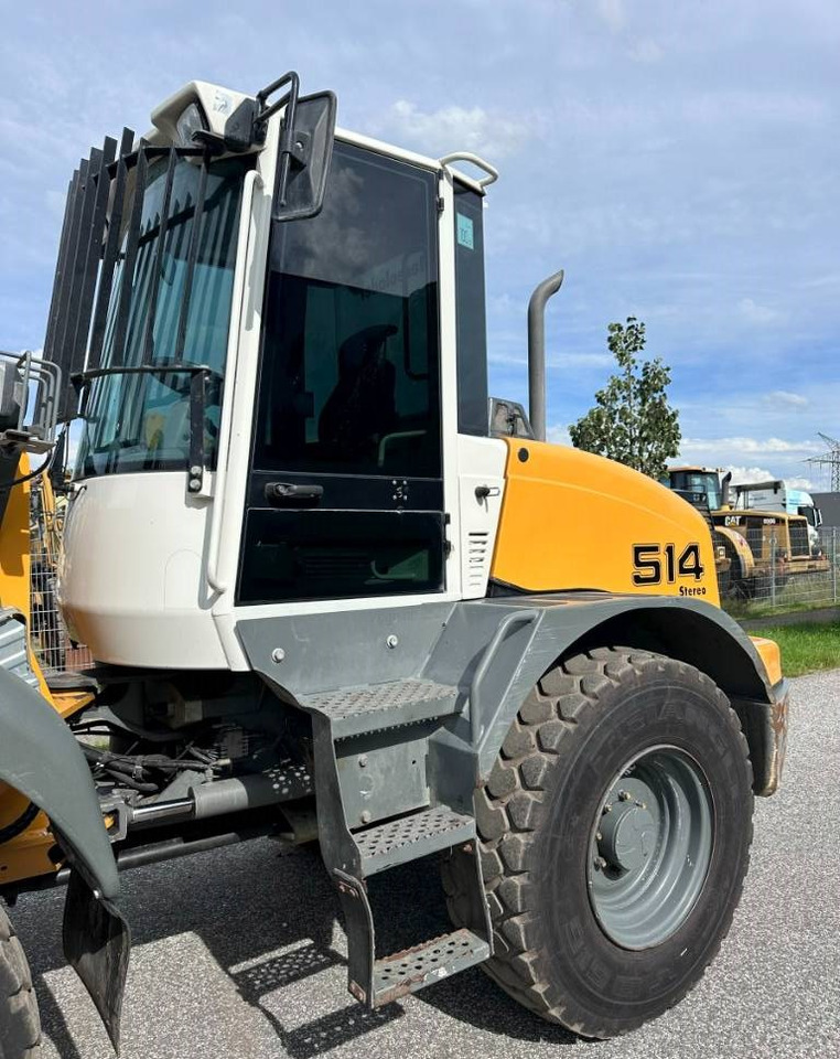 Liebherr L 514 Stereo +30 Kmh Klima 3er Kreis Greifschaufel leasing Liebherr L 514 Stereo +30 Kmh Klima 3er Kreis Greifschaufel: obrázek 7 Liebherr L 514 Stereo +30 Kmh Klima 3er Kreis Greifschaufel leasing Liebherr L 514 Stereo +30 Kmh Klima 3er Kreis Greifschaufel: obrázek 7