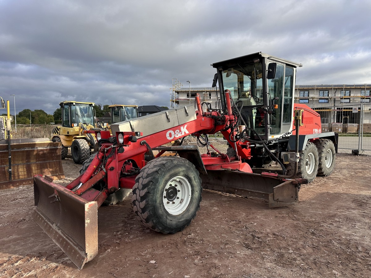 O&K F 106.5 - 6x6 Laser Topcon- Klima Cummins 6 Zyl. - Grejdr: obrázek 3 O&K F 106.5 - 6x6 Laser Topcon- Klima Cummins 6 Zyl. - Grejdr: obrázek 3