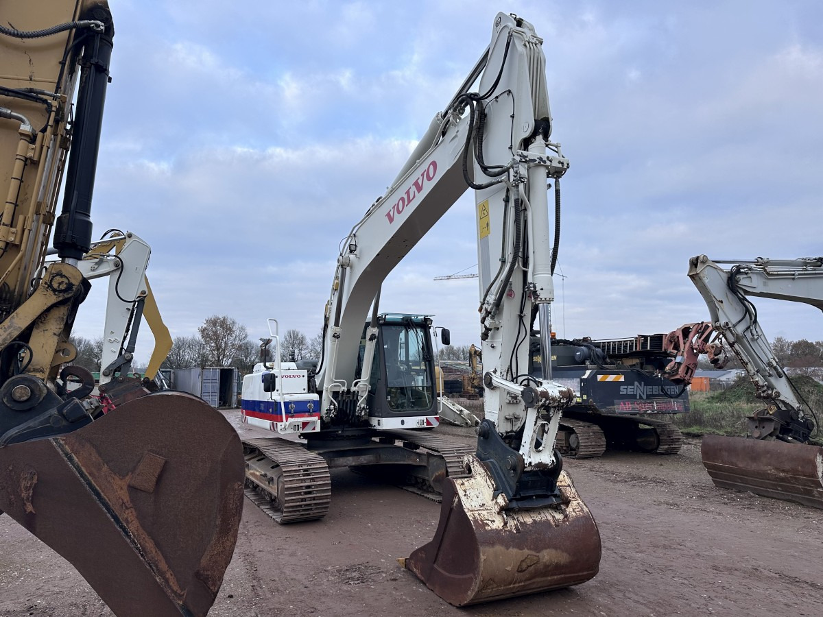 VOLVO EC 220 DL German machine! - Rýpadlo: obrázek 4 VOLVO EC 220 DL German machine! - Rýpadlo: obrázek 4