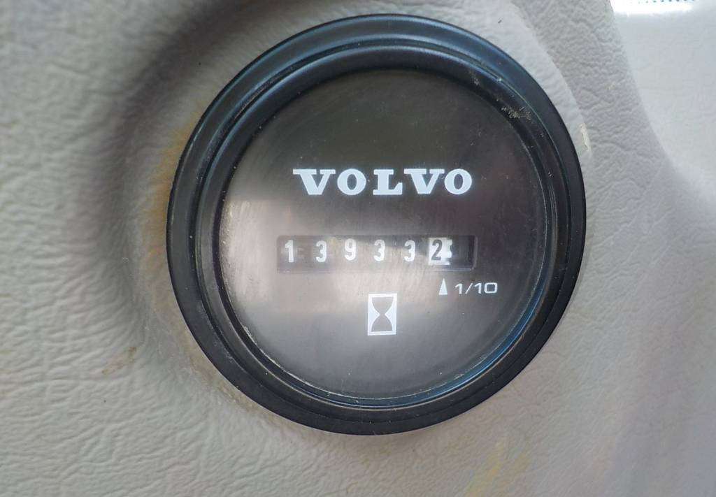 Volvo EC 220 DL Deutsche Maschine! - Pásové rýpadlo: obrázek 4 Volvo EC 220 DL Deutsche Maschine! - Pásové rýpadlo: obrázek 4