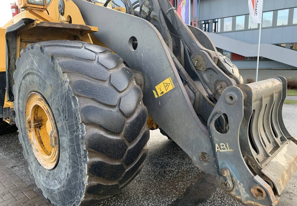 Kolový nakladač Volvo L220 E-F Achse - Axle - Hubgerüst - short boom: obrázek 6