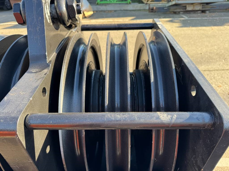 Kobelco CKE 2500 - Hydraulická ruka pro Stavební technika: obrázek 5 Kobelco CKE 2500 - Hydraulická ruka pro Stavební technika: obrázek 5