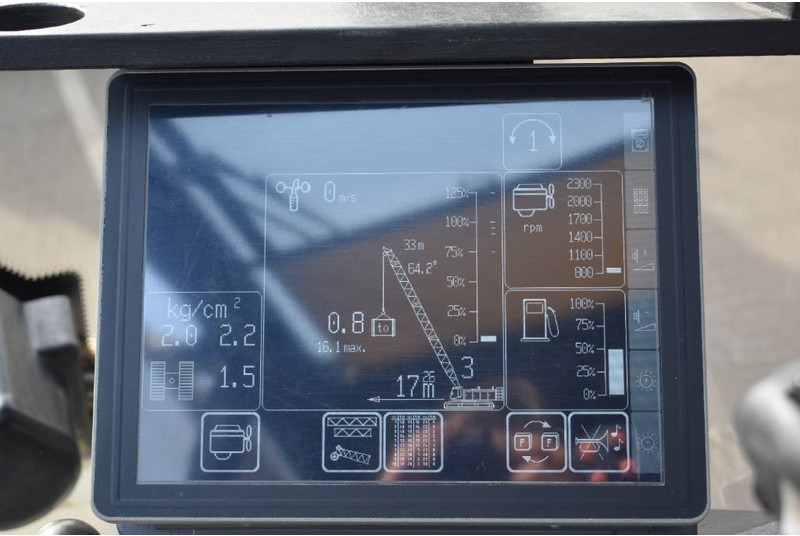 Pásový jeřáb Liebherr LR1100: obrázek 10