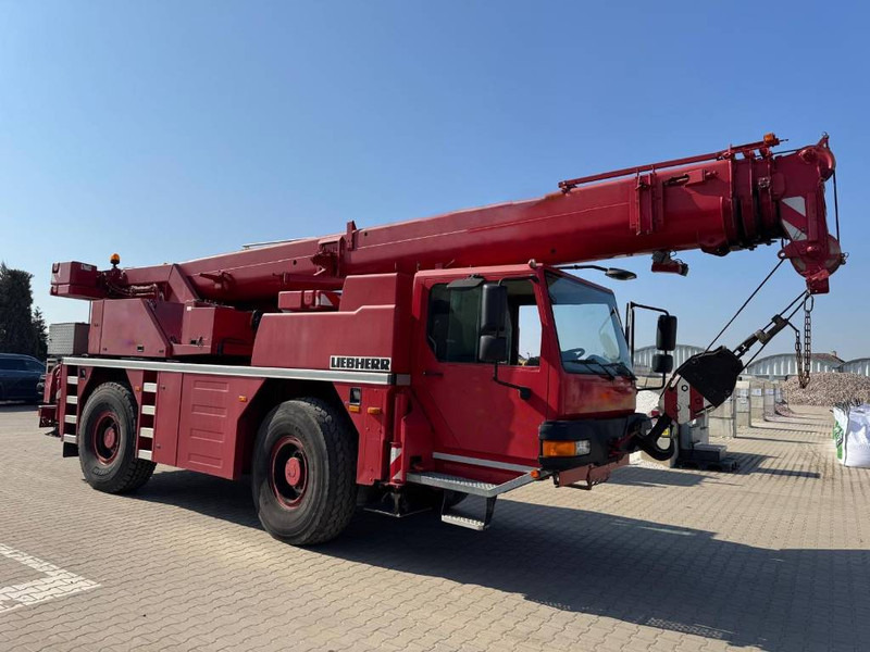 Liebherr LTM 1030-2.1 - Univerzální autojeřáb: obrázek 2 Liebherr LTM 1030-2.1 - Univerzální autojeřáb: obrázek 2