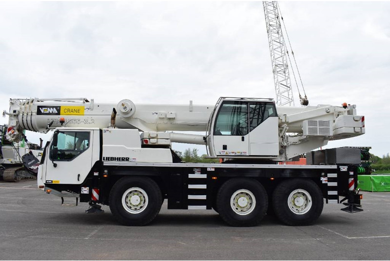 Liebherr LTM1055-3.2 - Univerzální autojeřáb: obrázek 1 Liebherr LTM1055-3.2 - Univerzální autojeřáb: obrázek 1