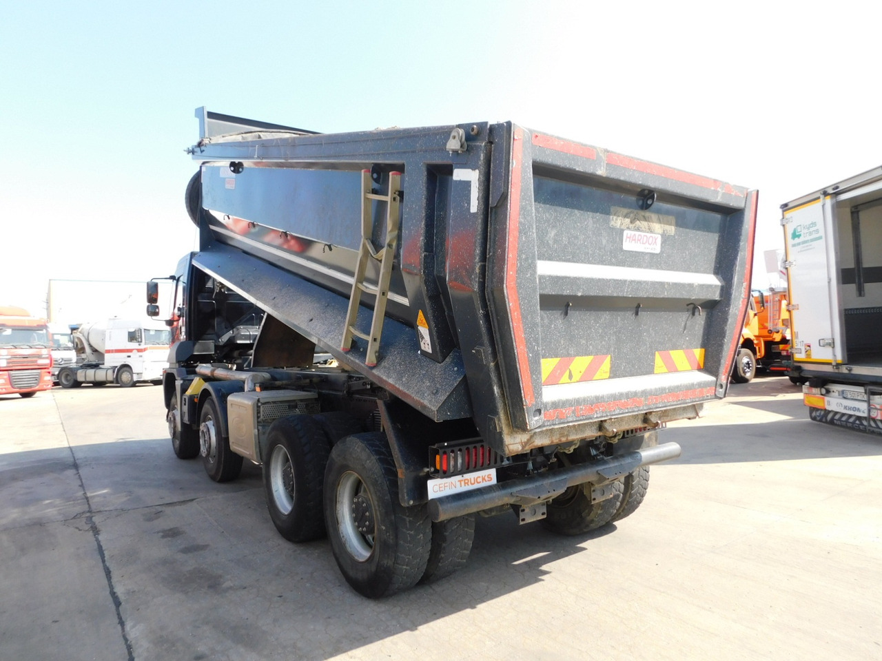 Ford 4142d 8x4 dcab e6 16s2230 - Sklápěč: obrázek 4 Ford 4142d 8x4 dcab e6 16s2230 - Sklápěč: obrázek 4