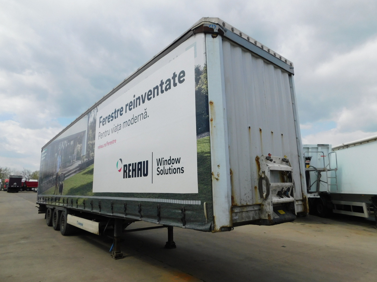 Krone Sd - Plachtový návěs: obrázek 2 Krone Sd - Plachtový návěs: obrázek 2