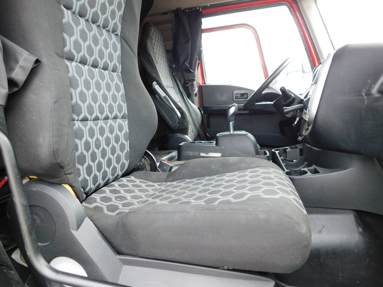 Ford 1848t 4x2 scab e6 12tx2620 - Tahač: obrázek 5 Ford 1848t 4x2 scab e6 12tx2620 - Tahač: obrázek 5
