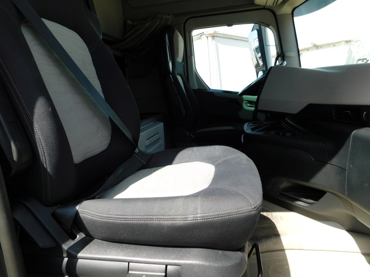 Ford F max chk1 - Tahač: obrázek 5 Ford F max chk1 - Tahač: obrázek 5