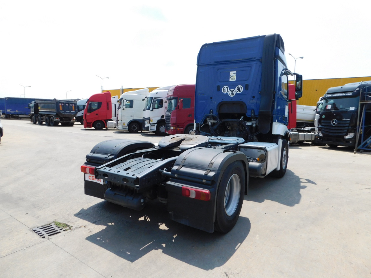 Mercedes Actros 1845 - Tahač: obrázek 3 Mercedes Actros 1845 - Tahač: obrázek 3