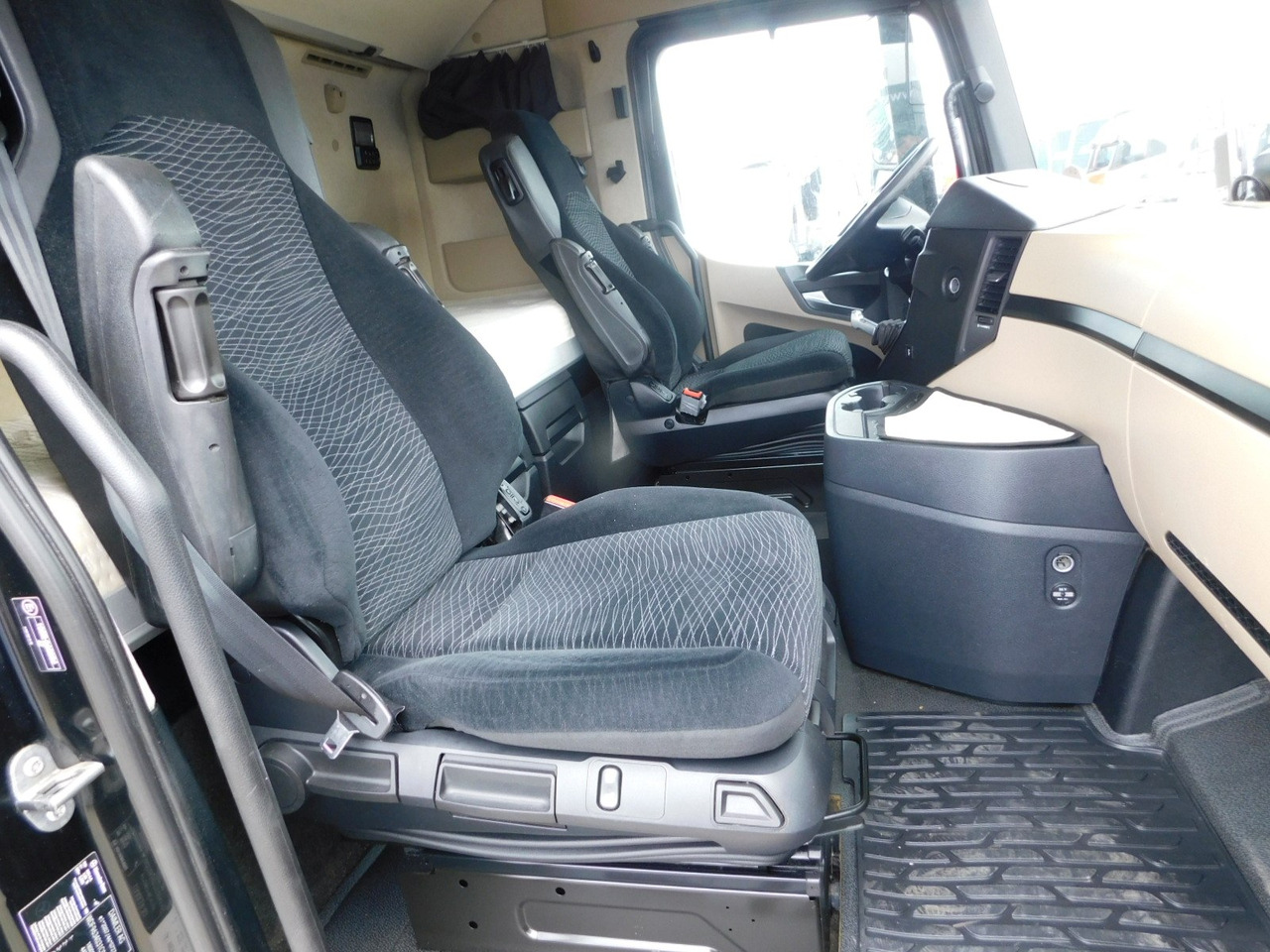 Mercedes Actros - Tahač: obrázek 5 Mercedes Actros - Tahač: obrázek 5