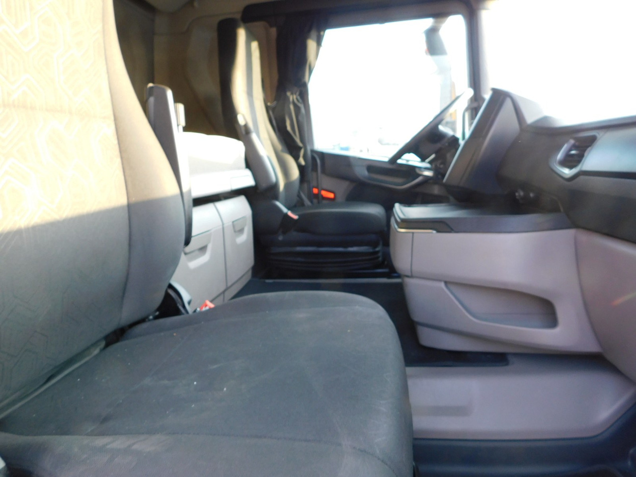 Scania R500 - Tahač: obrázek 5 Scania R500 - Tahač: obrázek 5