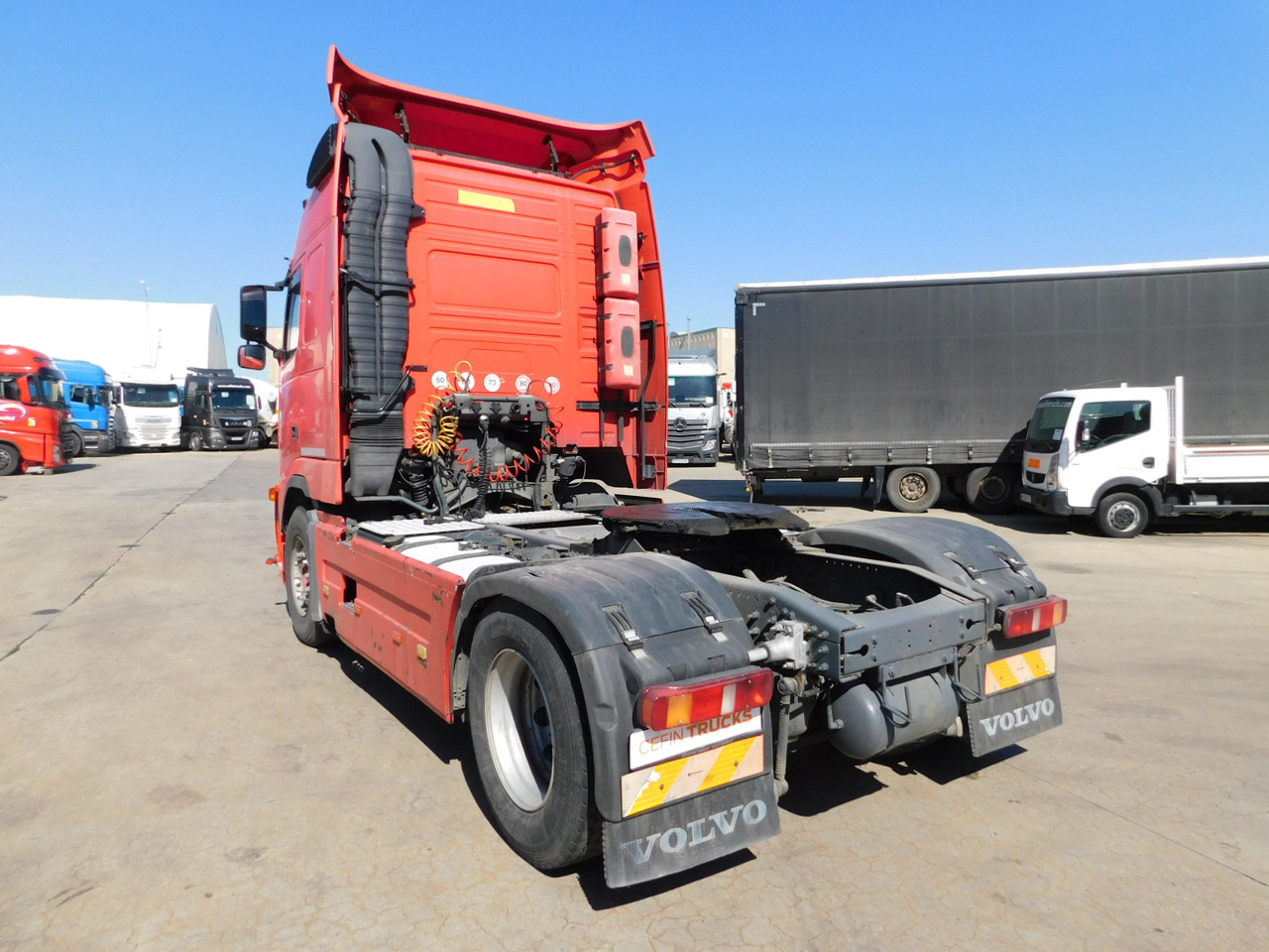 Volvo Fh 12 420 fh42 tb - Tahač: obrázek 4 Volvo Fh 12 420 fh42 tb - Tahač: obrázek 4