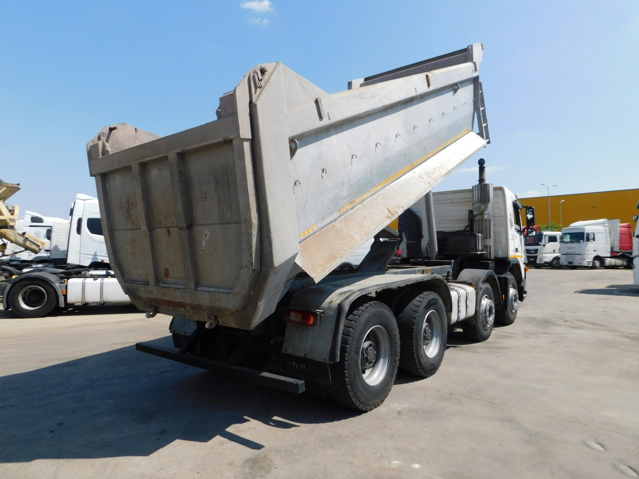 Volvo Fm 12 - Sklápěč: obrázek 3 Volvo Fm 12 - Sklápěč: obrázek 3
