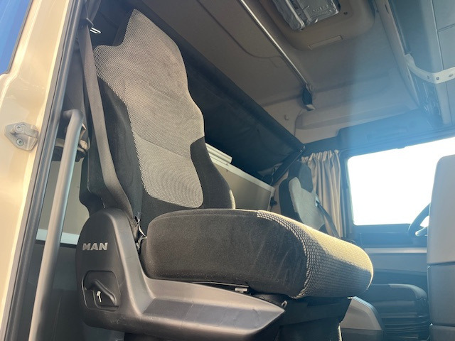 MAN TGX 18.470 4x2 BLS mit Kipphydraulik Euro6 Klima - Tahač: obrázek 4 MAN TGX 18.470 4x2 BLS mit Kipphydraulik Euro6 Klima - Tahač: obrázek 4