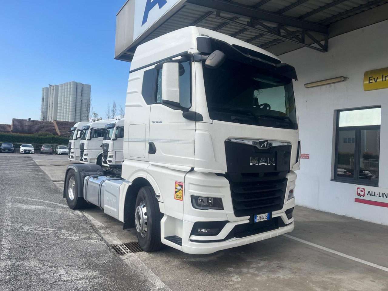 MAN TGX 18.510 4x2 BL SA ADR FL EXII EXIII Euro6 Klima - Tahač: obrázek 1 MAN TGX 18.510 4x2 BL SA ADR FL EXII EXIII Euro6 Klima - Tahač: obrázek 1