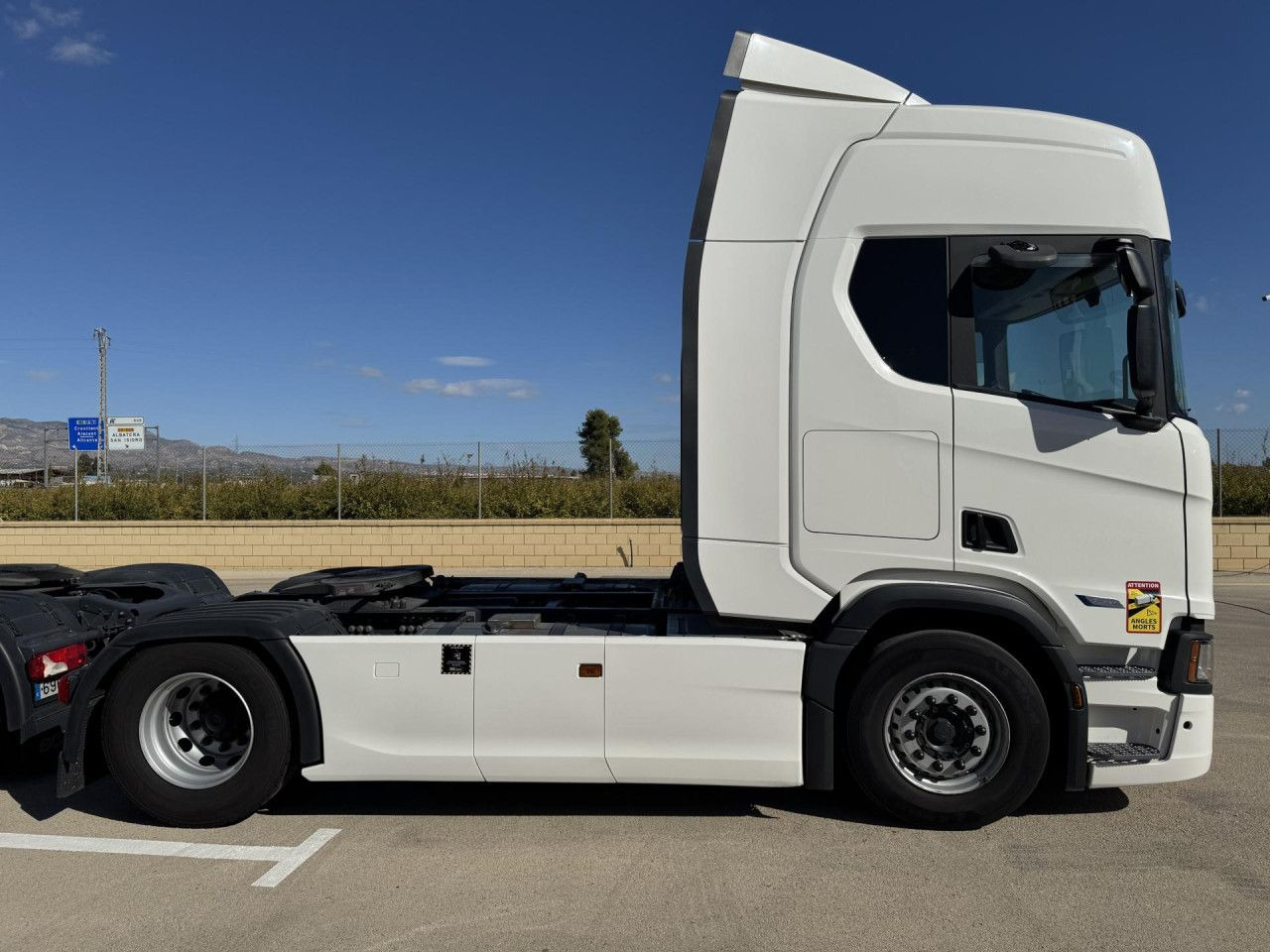 Scania R 460 - Tahač: obrázek 2 Scania R 460 - Tahač: obrázek 2