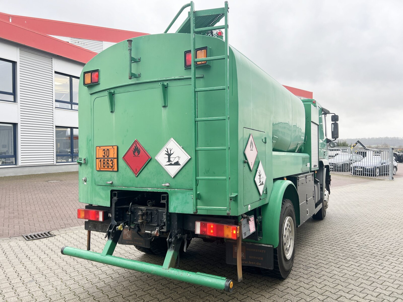 Cisternové vozidlo 190EH30 4x4 190EH30 4x4: obrázek 9