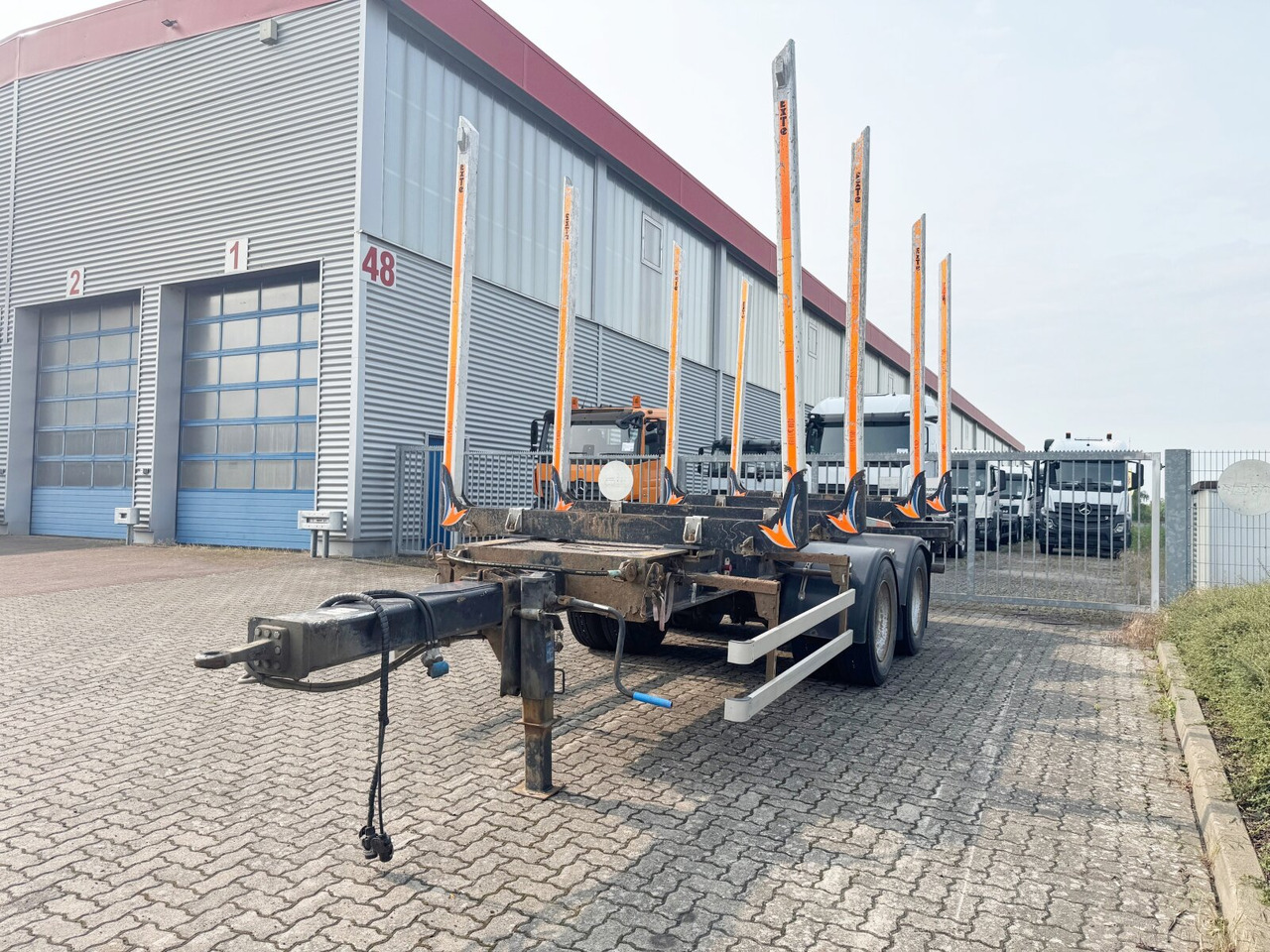 2ST24LZ63 Holzanhänger 2ST24LZ63 Holzanhänger - Klanicový přívěs: obrázek 2 2ST24LZ63 Holzanhänger 2ST24LZ63 Holzanhänger - Klanicový přívěs: obrázek 2