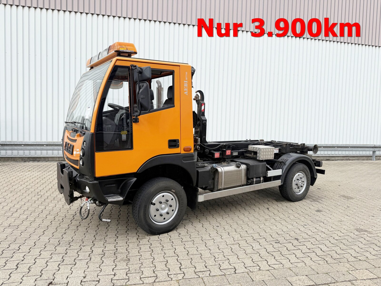 AEBI Schmidt MT750 4x4 AEBI Schmidt MT750 4x4, City-Abroller, Winterdienstausstattung, 2x AHK - Hákový nosič kontejnerů: obrázek 1 AEBI Schmidt MT750 4x4 AEBI Schmidt MT750 4x4, City-Abroller, Winterdienstausstattung, 2x AHK - Hákový nosič kontejnerů: obrázek 1