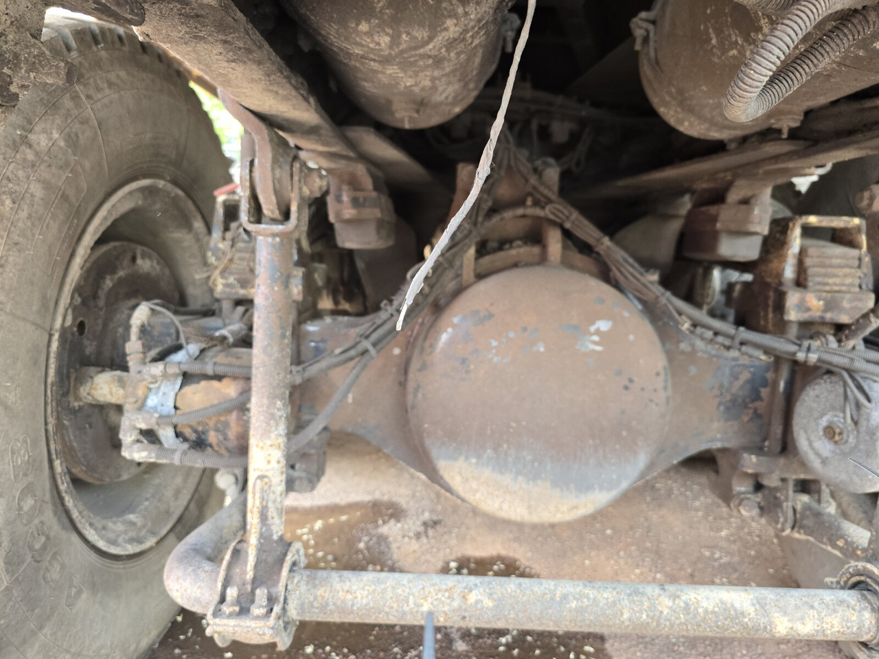 ASTRA HHD8 86.48-80 8x6 ASTRA HHD8 86.48-80 8x6 Mulde ca. 23m³ - Dampr: obrázek 2 ASTRA HHD8 86.48-80 8x6 ASTRA HHD8 86.48-80 8x6 Mulde ca. 23m³ - Dampr: obrázek 2