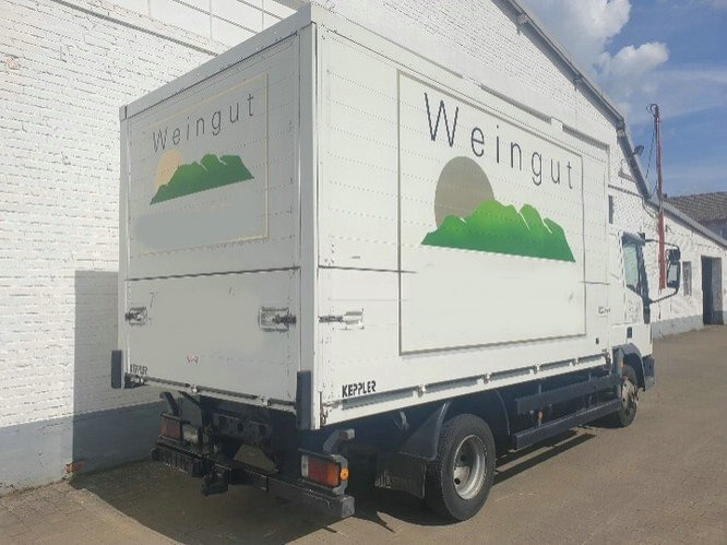 Skříňový nákladní auto Euro Cargo ML 75E14 4x2 Euro Cargo ML 75E14 4x2 Getränkekoffer, 6-Zylinder-Motor: obrázek 7