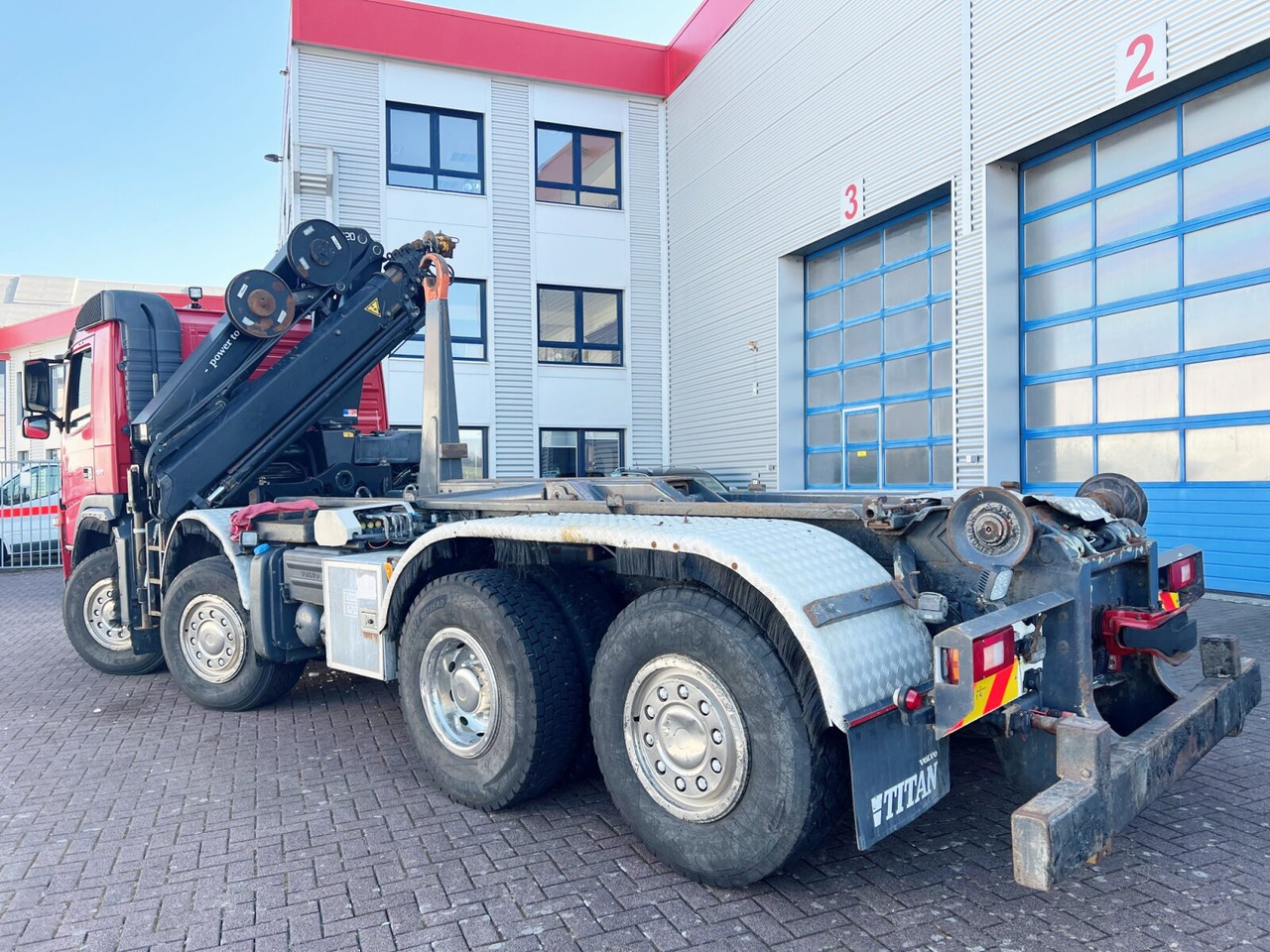 FM 460 8x2-6 FM 460 8x2-6, Lenk-/Liftachse, Kran HMF 2020-K4, Funk - Hákový nosič kontejnerů, Auto s hydraulickou rukou: obrázek 2 FM 460 8x2-6 FM 460 8x2-6, Lenk-/Liftachse, Kran HMF 2020-K4, Funk - Hákový nosič kontejnerů, Auto s hydraulickou rukou: obrázek 2