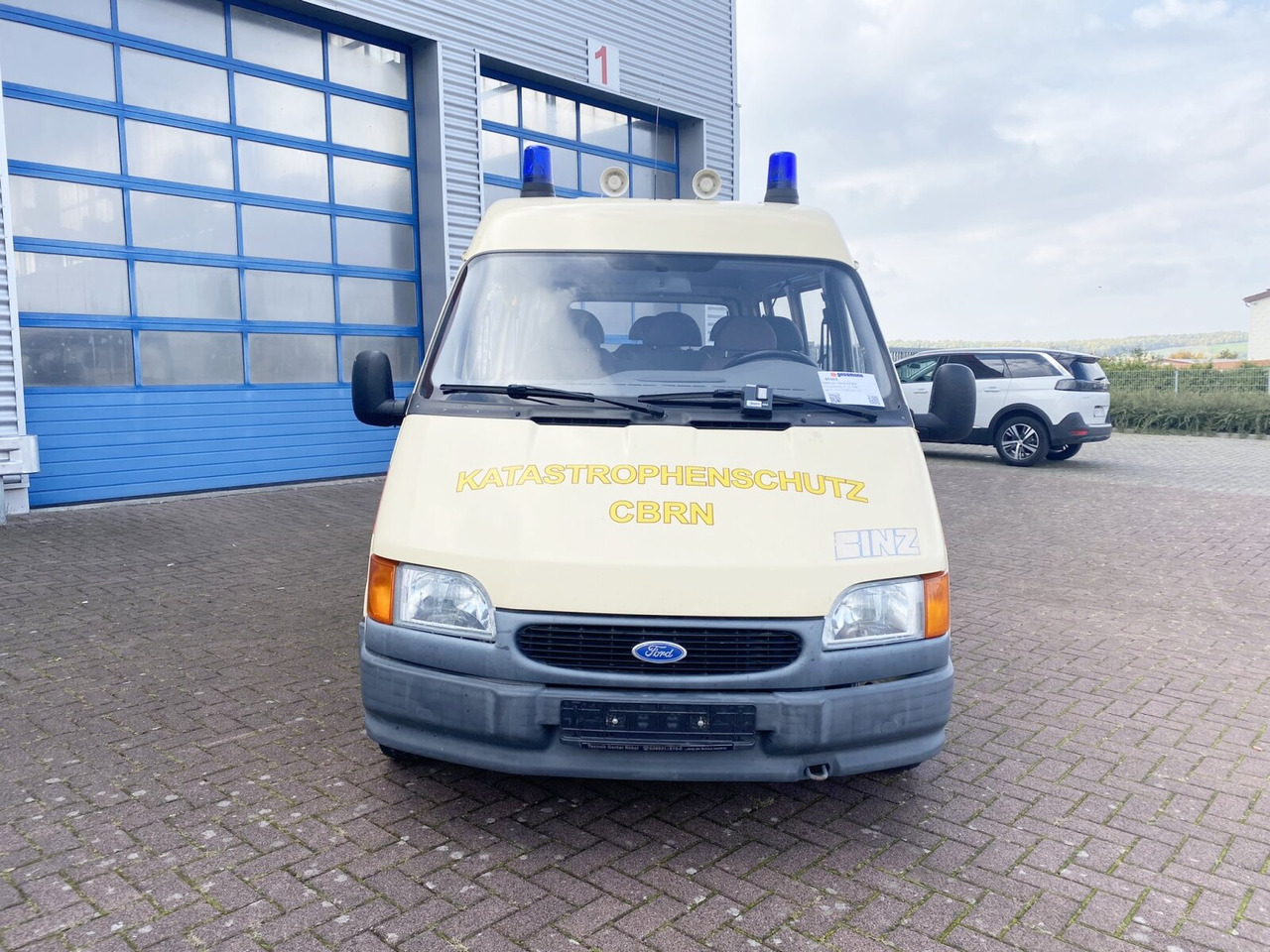 Minibus, Mikrobus Ford Transit 2.5 4x2 Transit 2.5 4x2, Personentransporter, 8 Sitze: obrázek 7