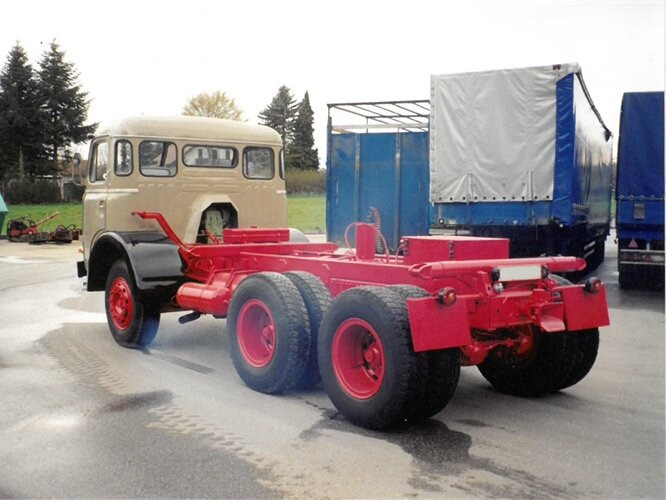 HENSCHEL HS 20 TS 6x4 HENSCHEL HS 20 TS 6x4 - Sklápěč: obrázek 3 HENSCHEL HS 20 TS 6x4 HENSCHEL HS 20 TS 6x4 - Sklápěč: obrázek 3