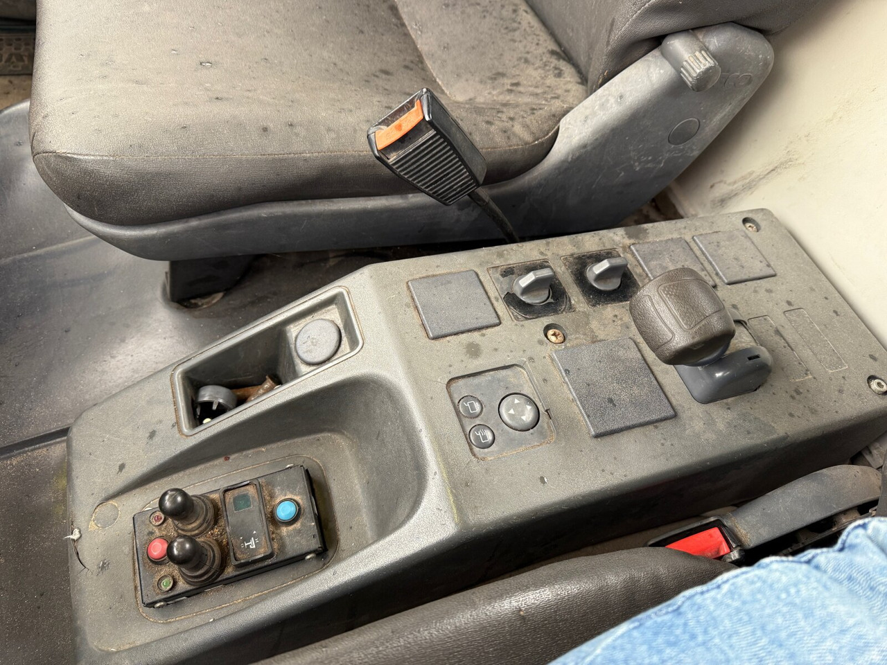 Iveco ML80E18/P 4x2 ML80E18/P 4x2, City-Abroller - Hákový nosič kontejnerů: obrázek 4 Iveco ML80E18/P 4x2 ML80E18/P 4x2, City-Abroller - Hákový nosič kontejnerů: obrázek 4