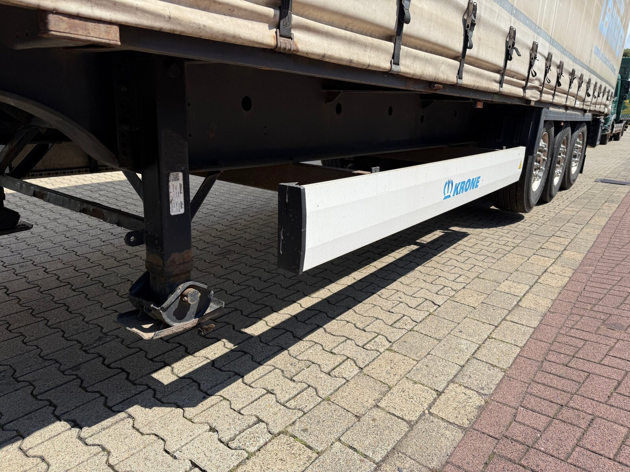 Krone SDP 27 eLCQ4-CS Coil Liner SDP 27 eLCQ4-CS Coil Liner, Coilmulde, Liftachse, Nachlauflenkachse, Edscha - Návěs valník/ Plato: obrázek 3 Krone SDP 27 eLCQ4-CS Coil Liner SDP 27 eLCQ4-CS Coil Liner, Coilmulde, Liftachse, Nachlauflenkachse, Edscha - Návěs valník/ Plato: obrázek 3