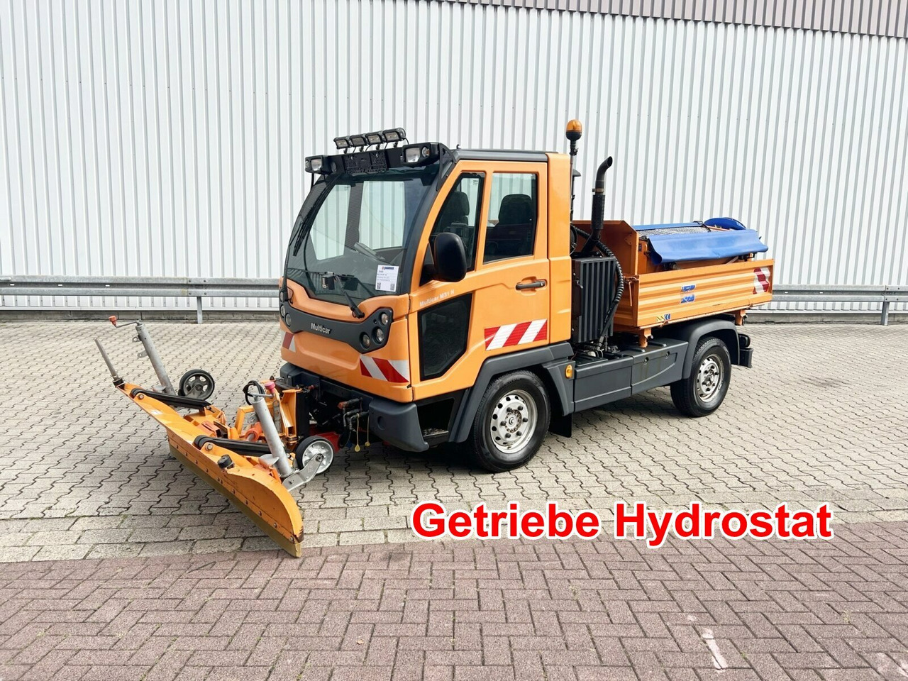 M31 4x4 M31 4x4, 3-S-Kipper, Schneepflug, Streuer - Sklápěč, Komunální/ Speciální technika: obrázek 1 M31 4x4 M31 4x4, 3-S-Kipper, Schneepflug, Streuer - Sklápěč, Komunální/ Speciální technika: obrázek 1