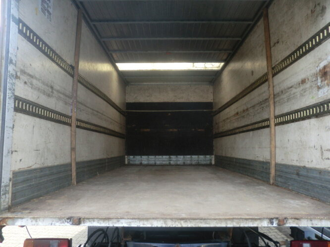 Skříňový nákladní auto MAN L35 10.163 4x2: obrázek 8