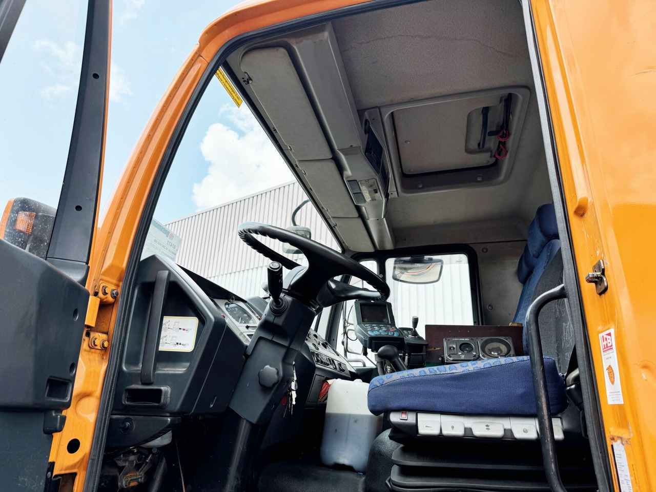 MAN LE 18.280 4X4 BB LE 18.280 4X4 BB, Winterdienstausstattung, Grüne Plakette - Sklápěč, Auto s hydraulickou rukou: obrázek 5 MAN LE 18.280 4X4 BB LE 18.280 4X4 BB, Winterdienstausstattung, Grüne Plakette - Sklápěč, Auto s hydraulickou rukou: obrázek 5